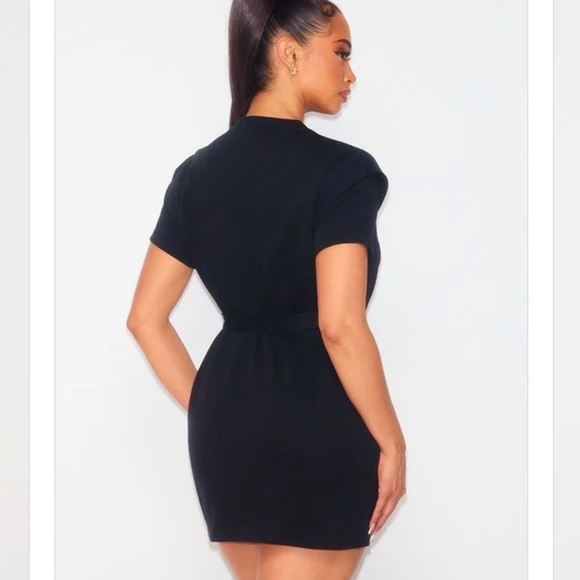 ESSENTIAL! - Picture 6 of 6